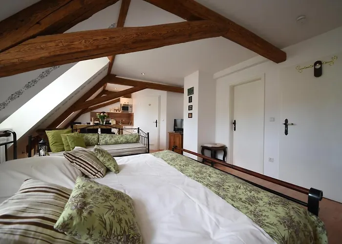 Goldgemaeuer 4*