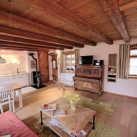 Goldgemaeuer - Kostenlose Parkplaetze 4*